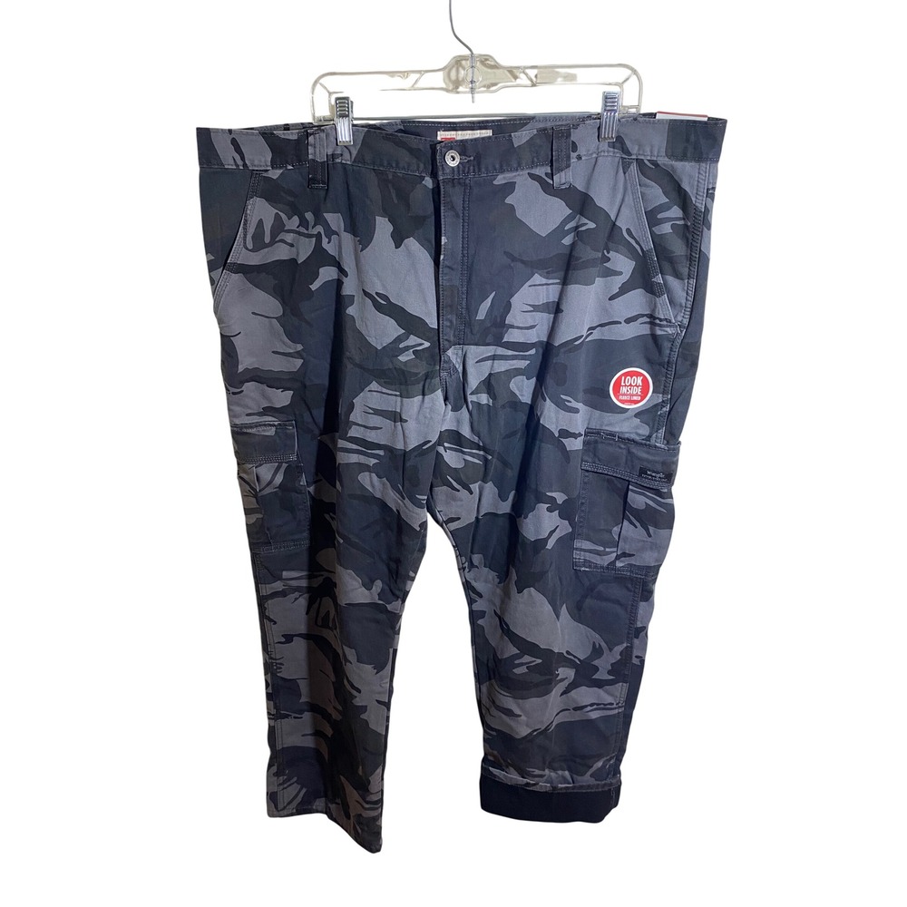 Wrangler Five Star Relaxed Fit Cargo Pants Mens 42x30 Fleece Lined Gray Camo NWT